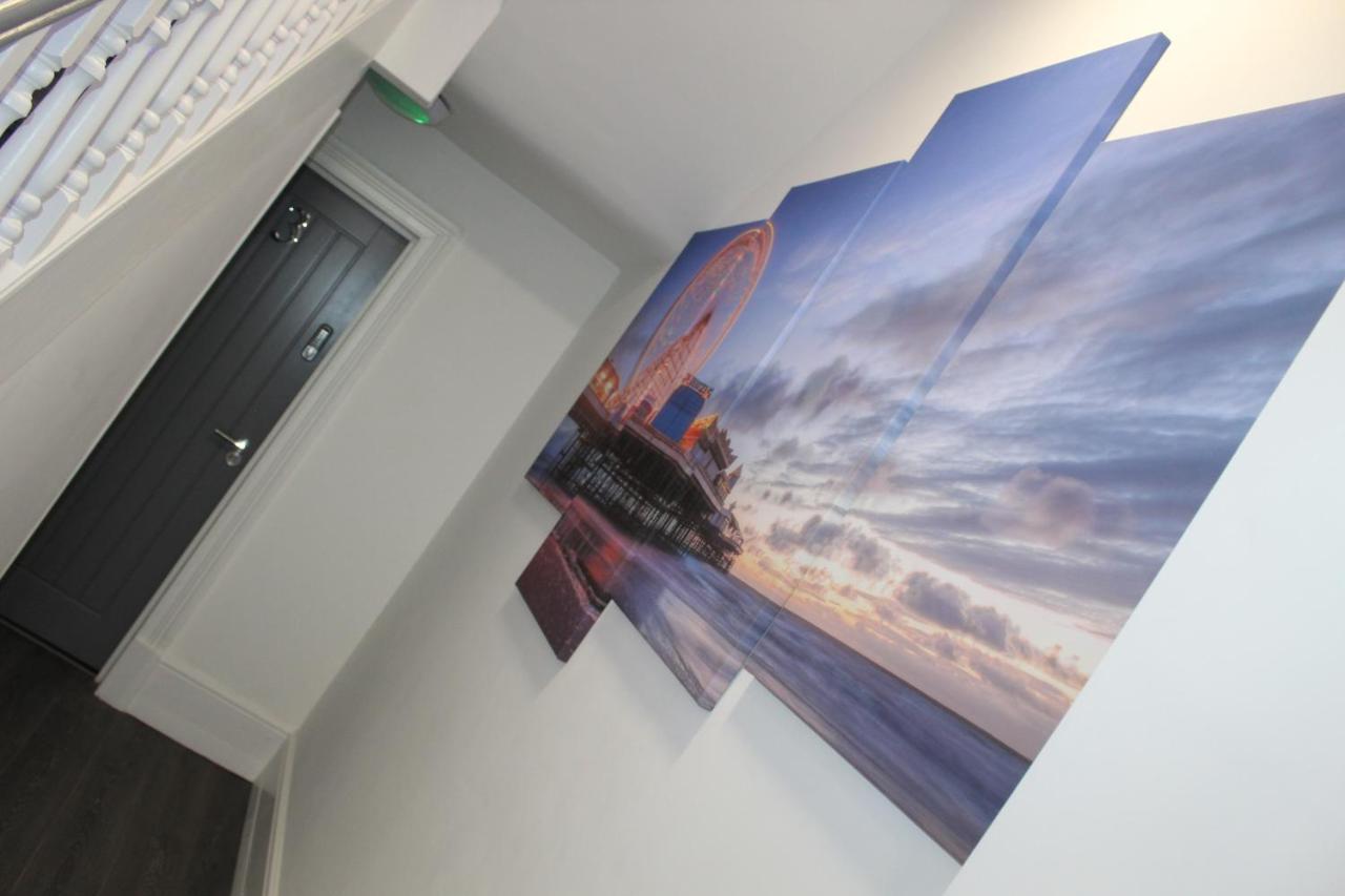 Albert Luxury Hottub & Jacuzzi Apartments Blackpool Bagian luar foto